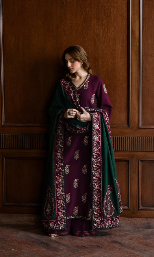 stylo, stylo store, stylo sale, stylo dress, stylo clothing, styleoutfits, styloft, stylo embroidered clothing, embroidered dress,